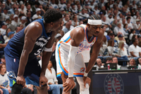 压一头！过去12次常规赛交手 亚历山大得分都高于爱德华兹