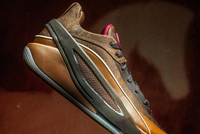 东契奇新一代签名鞋Luka 5 中国马年新年配色！质感拉满了！