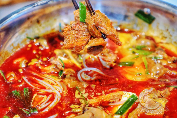 贵州红汤羊肉火锅 王晓/摄