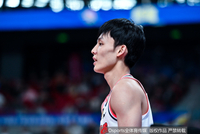 能攻能传！徐杰半场7中3拿到8分3板5助 正负值+13