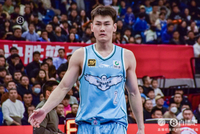 广东VS青岛大名单：胡明轩、杜润旺缺阵 徐杰、王睿泽在列