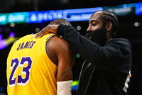 明日如何？快船近三个赛季打湖人仅2胜7负 此前一度11连胜