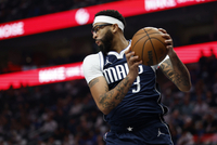 客场打76人！浓眉参加投篮训练大概率出战 克莱出战成疑