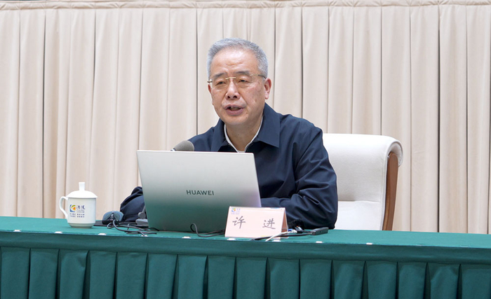 许进作科学家精神报告