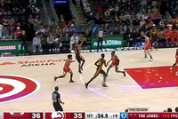 外线开炮！特雷·杨骑马射箭三分命中 老鹰回敬12-2迅速反超