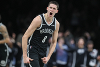 表现不错！8号秀杰明10投6中&amp;三分8中4 砍下16+5+3+2&amp;正负值+24