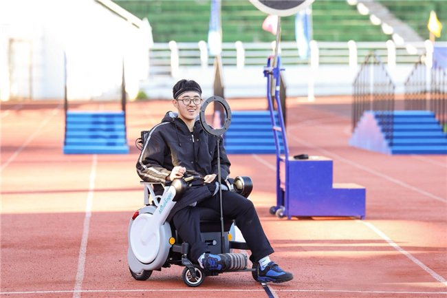 曼安智能脑控轮椅应用在2024中国·浙江残疾人未来科技运动会 图源企业