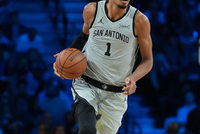 文班亚马133场合砍至少3000分1000板500助 NBA历史最快中锋