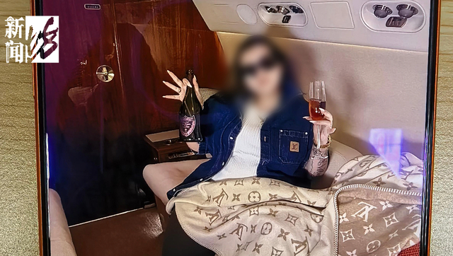 黄某社交平台分享的照片 