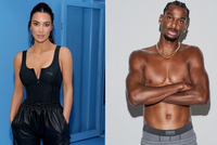 亚历山大与金·卡戴珊的SKIMS续约三年️‍年薪约600万美元