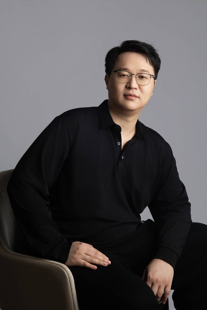 网络作家“生吃菌子”