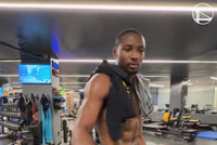 节目效果炸裂！会送斯潘塞啥圣诞礼物？库明加：更多上场时间