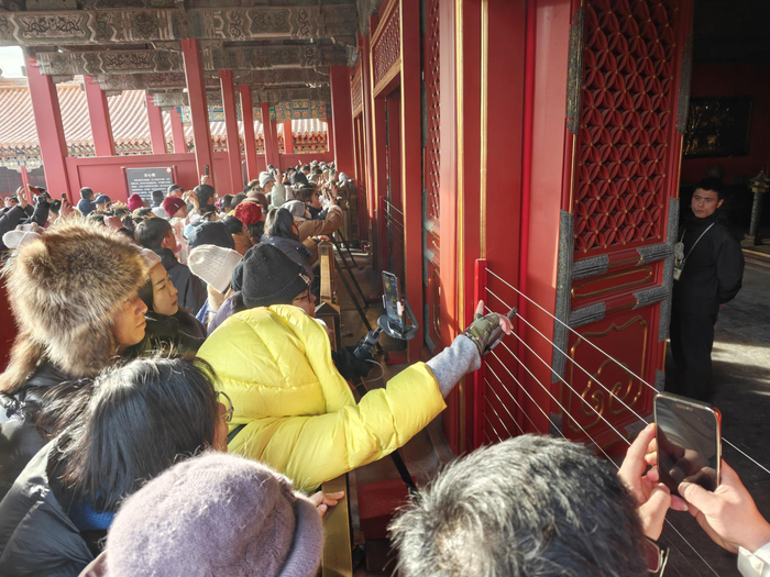 故宫博物院养心殿重新开放首日，人气火爆。新京报记者 王巍 摄