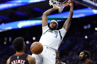 可签4年2.75亿！队记：若浓眉未被交易 他将在休赛期寻求提前续约