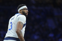 美记：如果浓眉被交易 更可能是外部压力 而不是独行侠主动想换