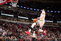 科比·怀特谈字母垃圾时间扣篮：他不该这么做 这是对比赛不尊重