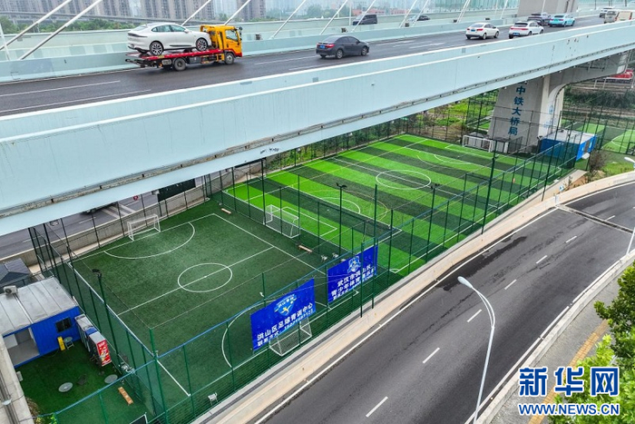   图为2025年9月11日拍摄的洪山区杨泗港快速通道桥下空间。（武汉市城管委供图）