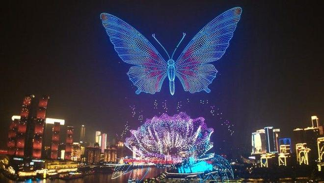 今晚的“新韵重庆”无人机灯光秀效果图。