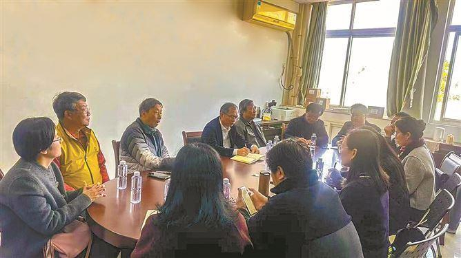 　　厦门口述史研究中心定期举行例会。（受访者 供图）