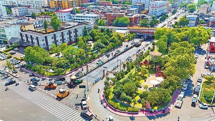 许昌提升改造城市主干道。谭亦姝 摄