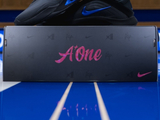 经典黑蓝配色！杜克女篮晒阿贾·威尔逊签名鞋A’One的杜克PE