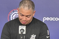 卢：51个三分都是好机会&amp;但还要看看录像 小卡第四节又帮我们赢了