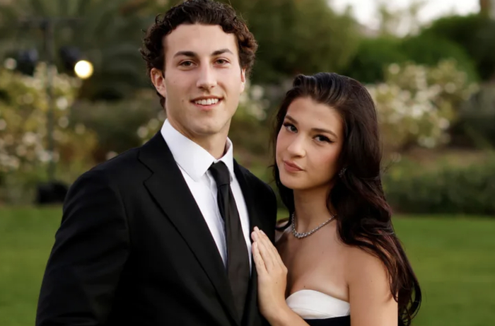 ▲菲比·盖茨与男友查兹·弗林