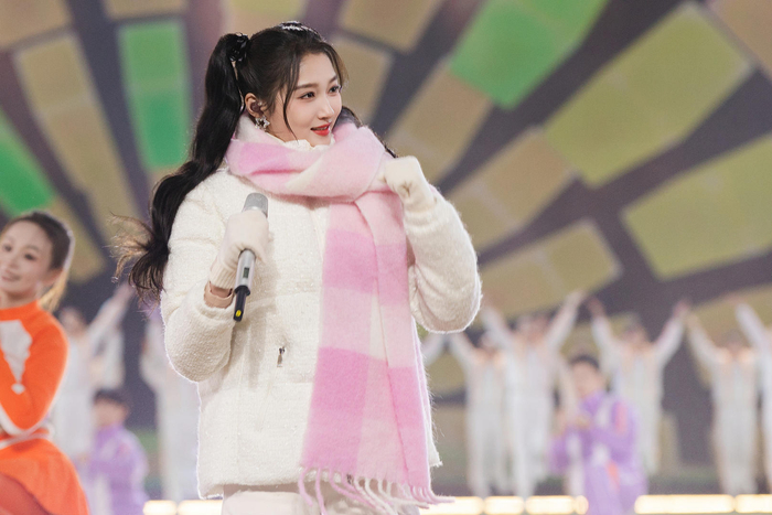 关晓彤 图据视觉中国