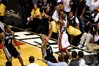 帕克谈雷·阿伦绝平三分：不纠结 但若邓肯6冠持平乔丹就太疯狂了