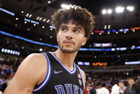 出手不多！状元热门卡洛斯·布泽尔9中5拿17分5板9助4断 杜克险胜