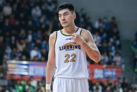 赛季首秀！李晓旭替补20分钟2中2拿到5分2板1帽