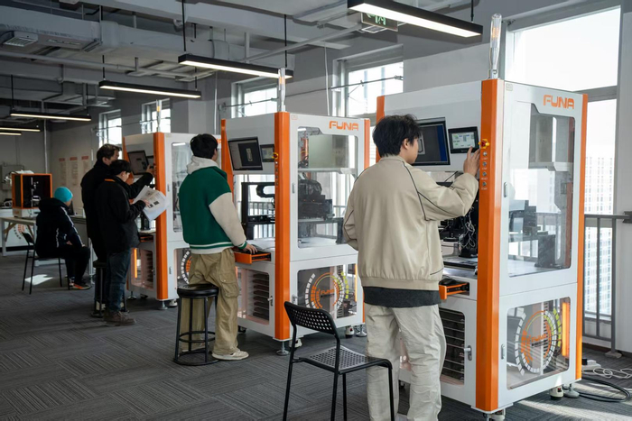 ▲学员们正在学习