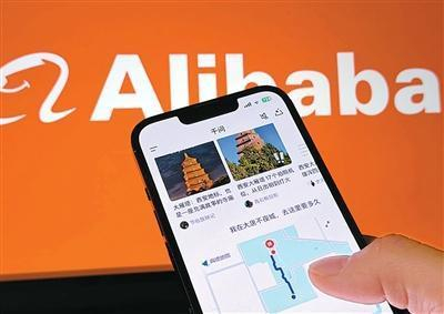 用户在使用接入阿里千问大模型的高德地图。受访者供图