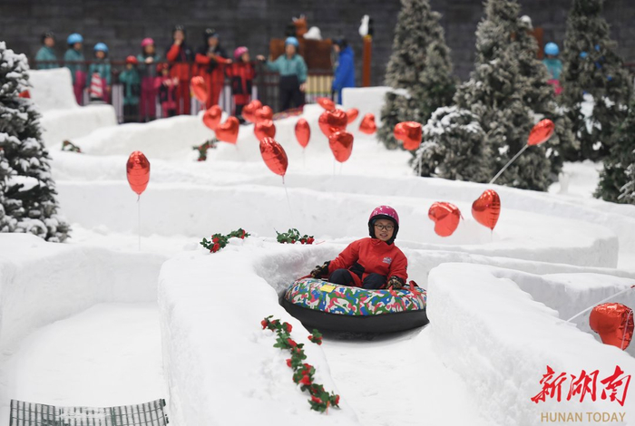 长沙湘江冰雪世界​。湖南日报全媒体记者 田超 摄