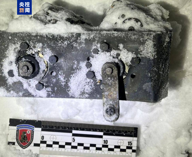 △乌国家安全局公布袭击利沃夫地区的俄“榛树”导弹残骸