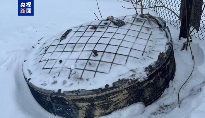 △乌国家安全局公布袭击利沃夫地区的俄“榛树”导弹残骸