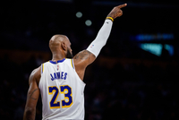 微笑刺客：乔丹当年受足尊重 41的老詹却被质疑‘就这？’