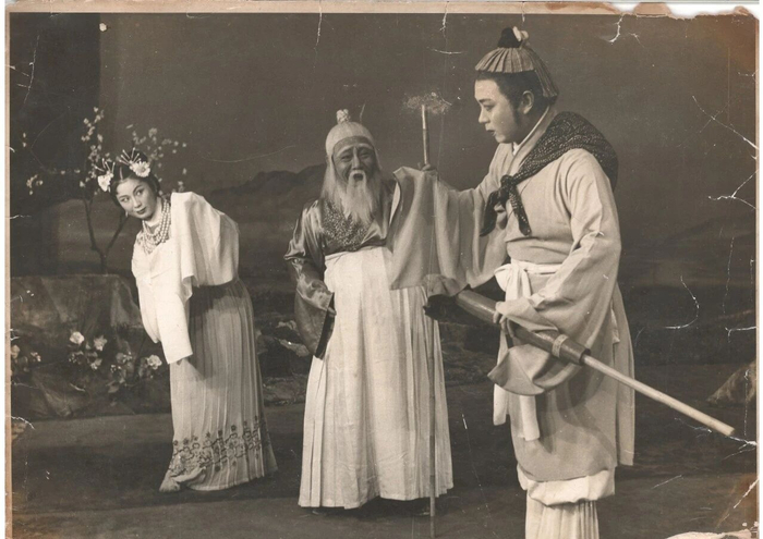 《天仙配》严凤英饰七仙女（央广网发  图片来源于安庆市黄梅戏艺术家协会官微）