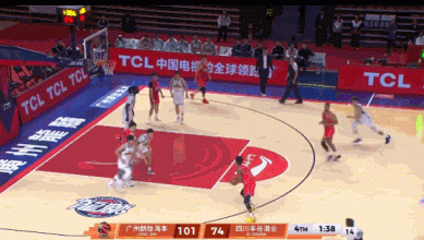 圆满了！彰华非外线命中三分球&职业生涯首个进球 全场欢呼