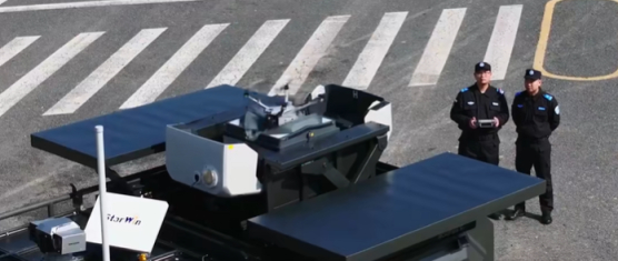 特种车辆与多型号模块化无人机深度结合