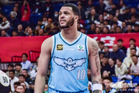 主攻手！韦瑟斯庞半场13中7砍最高16分外加4板3助 正负值+12