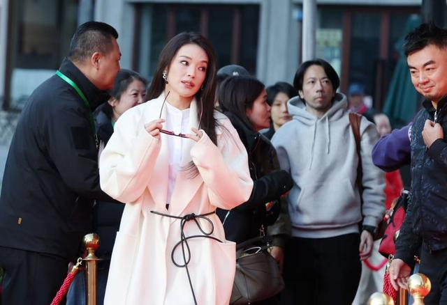 上海影评人奖 赖鑫琳摄