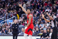 攻击力拉满！斯科蒂·巴恩斯半场12中7&amp;6罚全中砍下20分3板6助