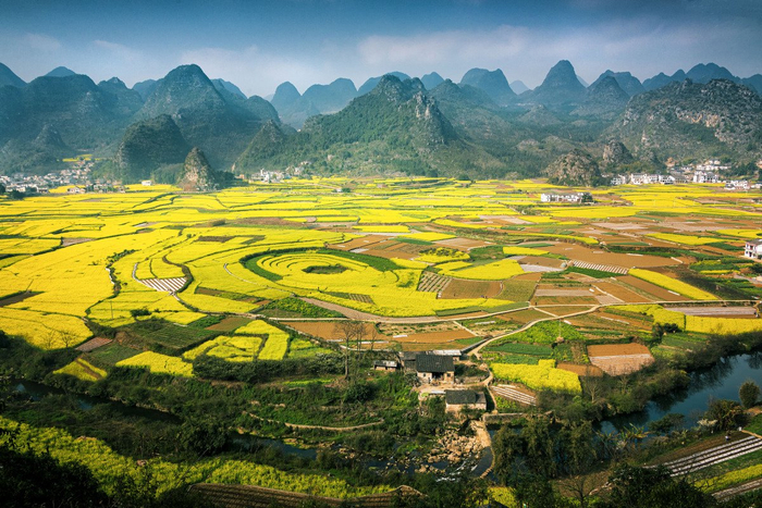 貴州興義萬峰林景區(qū)。圖片來源：視覺中國