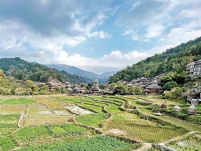 远眺冬日的贵州黎平肇兴侗寨。光明日报记者陈冠合摄/光明图片