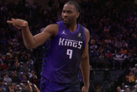 基本没了！阿丘瓦底角三分打停湖人 国王领先16分