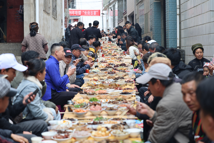哈播長街宴 盧夢妮?攝