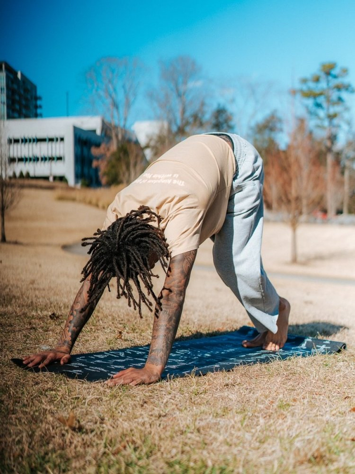 席菲诺打坐照片3