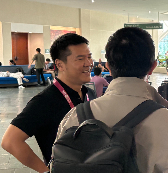 △詹锟在ICCV 2025分享会后