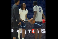 莫兰特训练中和队友激烈沟通 上升至争吵 两人最终不欢而散